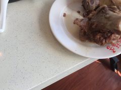 -泉福居酱骨头自助广场(南大街商业步行街店)