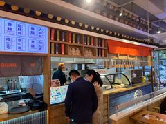 -贯一台湾牛肉面(八一七中路店)