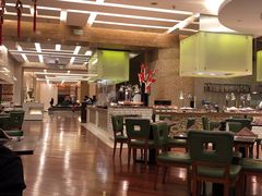 大堂-湖景知味西餐厅•自助餐• 轻食(南京金茂威斯汀大酒店)