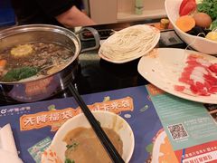 -呷哺呷哺(世贸.工三店)