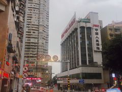 -八一好吃街·高品美食广场