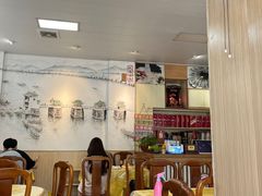 -官塘陈记鱼生·潮汕砂锅粥·牛肉火锅(潮枫路总店)