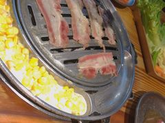 -青瓦炭韩潮烤肉(花园道店)