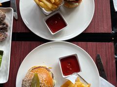 -WOLFGANG PUCK KITCHEN & BAR(迪士尼小镇店)