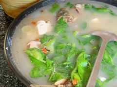 鲫鱼豆腐汤-海韵人家.海景花园经典云南菜(双廊店)