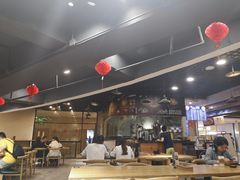 大堂-吴草鸡爪오초닭발韩食堂(融恒盈嘉中心店)