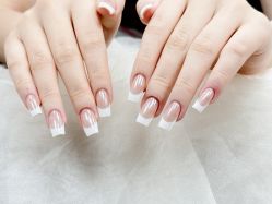 -芊屿芊浔美甲