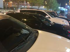 -冠京饭店·停车场