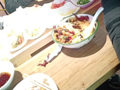 -怪噜范·老贵阳街头名小吃(数博万达店)