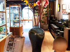 -光海书局(南京东路第一百货店)