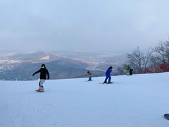 -中旅松花湖滑雪场