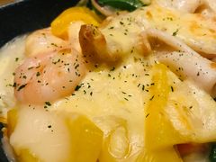 白汁芝士海鲜焗饭-石板街港澳冰室(天环店)