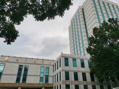 -南京双门楼宾馆(盐仓桥地铁站阅江楼店)