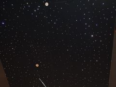 -涨巢·潮玩水疗局