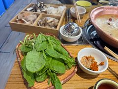 -阿婆情腊排骨火锅·野生菌季(古城旗舰店)