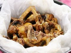 秘制盐焗乳鸽-侠成水上农庄(工业大道店)