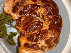 -青古韩式炭火烤肉店