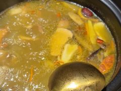 -野菌皇海景野生菌火锅(滨海大道店)