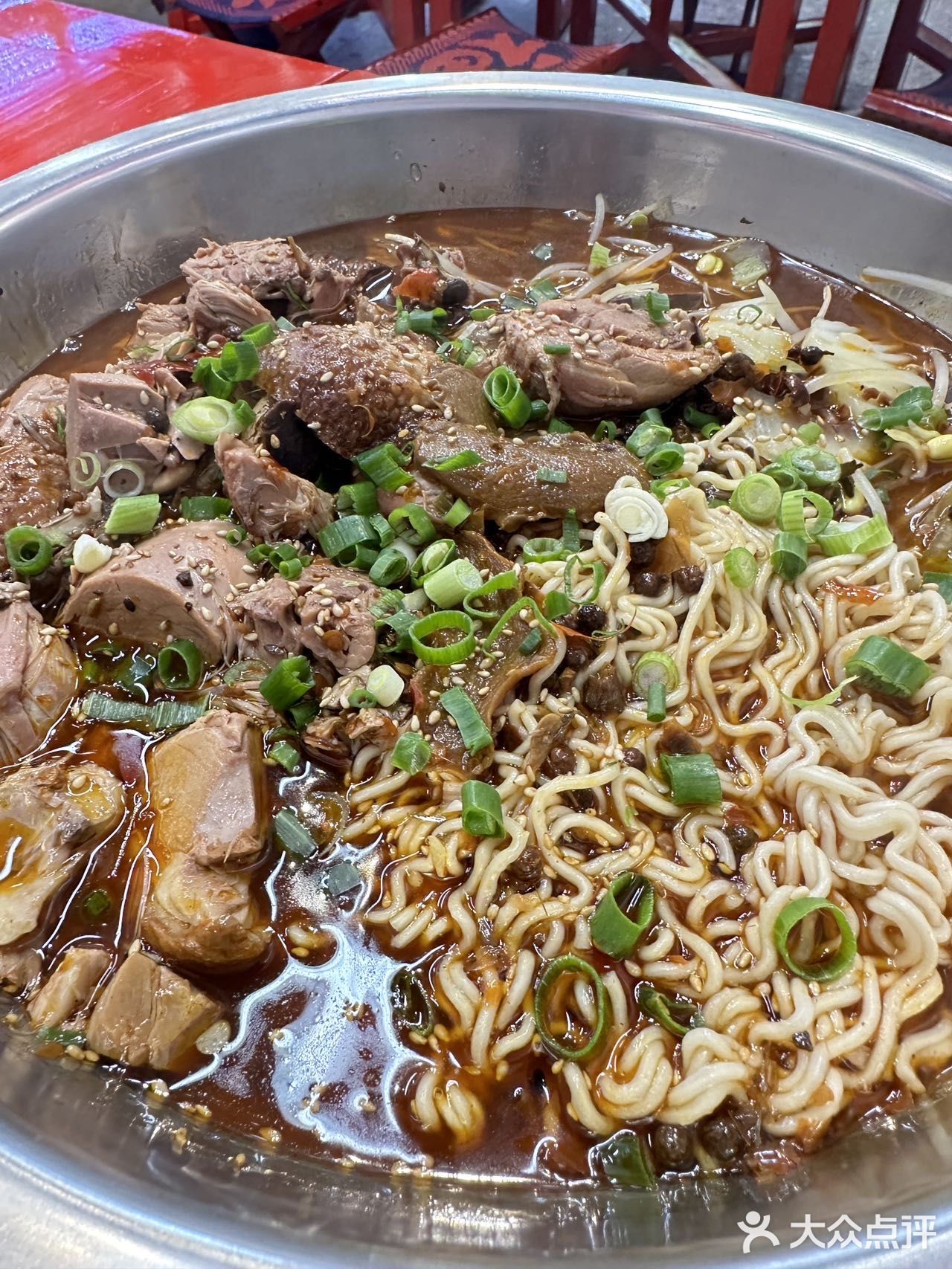 今天吃了一家好吃的冒烤鸭