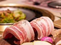 -蚂蚁洞·烤肉大营地(上海静安大悦城店)