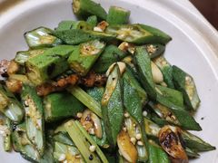 -赖厨潮汕砂锅粥