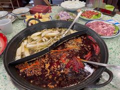 -鸿姐老火锅(疁城新天地店)