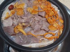 -九寨沟特色牦牛肉汤锅