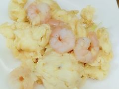 -新大咀港式茶餐厅(宝山万达店)