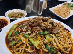 -杨记清芳牛肉拉面(宝龙广场店)