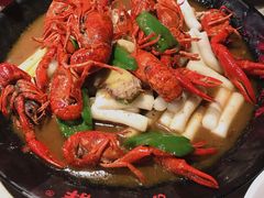 -沪小胖小龙虾(淮海中路旗舰店)