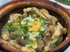 -容里煲仔饭(利丰北路店)