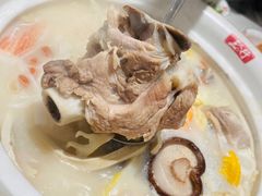 -三人行骨头王火锅(长寿店)