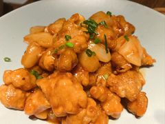 -蜜桃餐厅·伴山(湖滨商业街店)