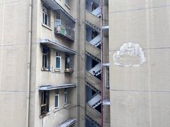 -白象居
