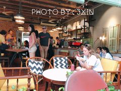 -The Daily Fix Cafe