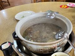 -东巴谷野生菌火锅餐厅