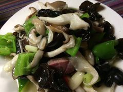 -88号小吃店·经典云南菜·地道纳西美食