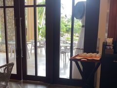 -亚龙湾希尔顿自助餐厅·海鲜·烧烤·沙滩BBQ·现场乐队