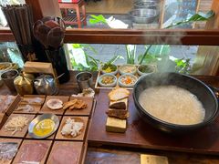 -银米·云南传统过桥米线(双廊黑金冠店)