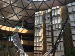 -上海滴水湖皇冠假日酒店