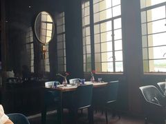 靠窗位-YUE·6·西式融合餐厅(外滩六号店)