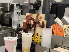 -沪上阿姨·臻选茶饮(上海环球港店)