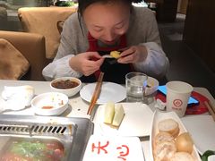 -海底捞火锅鲜切牛肉主题店(长寿路店)