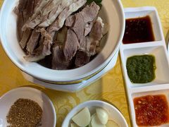 草原手把肉-德乐海蒙餐