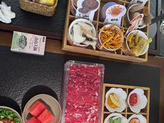 鲜切小黄牛吊龙-菌自由丨野生菌火锅特色庭院餐厅(丽江古城店)