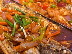 -鸣记脆皮烤鱼·海鲜烤鱼(三八广场店)