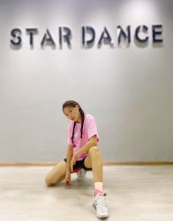 -STAR舞蹈工作室