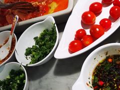 -尚尚仙·酸汤猪手·猪肚鸡火锅(华联万柳购物中心店)