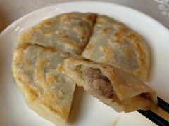 羊肉馅饼-那达慕蒙古风味酒楼