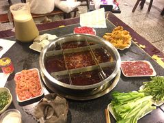 -邓莽子老火锅(中兴路总店)